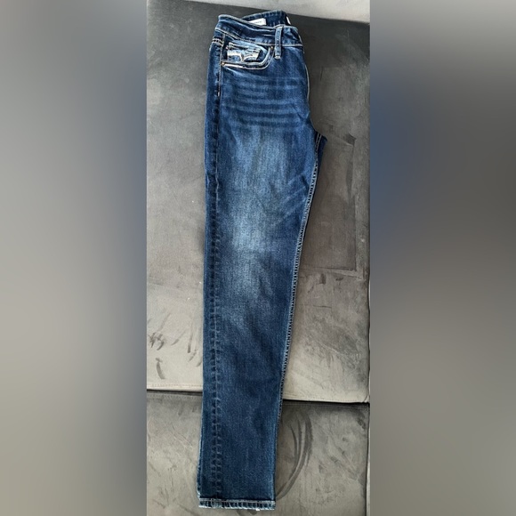 Vigoss Boyfriend Stretch Jeans - Picture 4 of 8